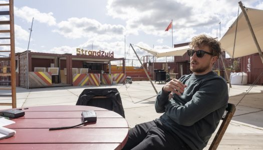 Strand Zuid pakt samen met gemeente zwerfafval aan in Stadsblokken